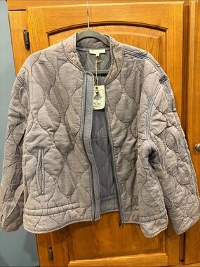 NWT Easel Quilted Bomber Jacket in Dusty Blue - size small